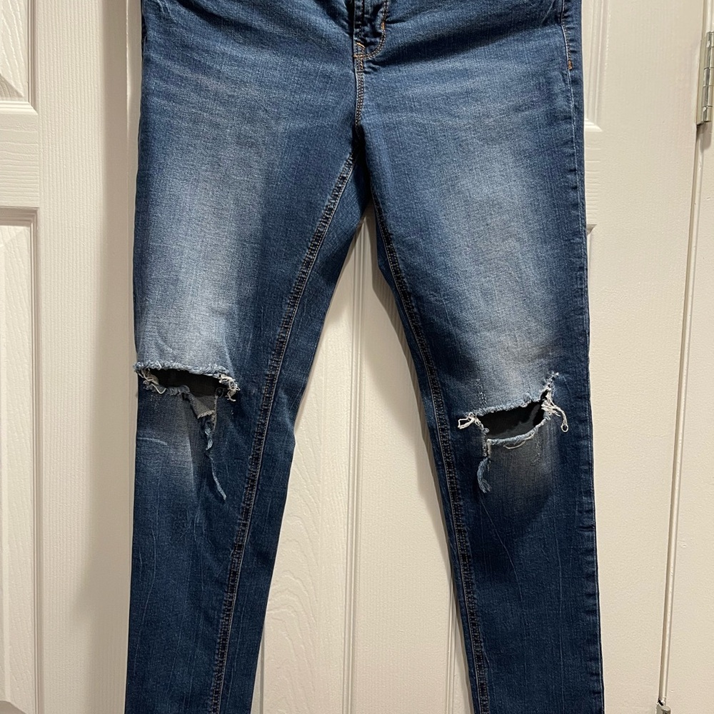 Old Navy Blue Boyfriend Distressed Jeans